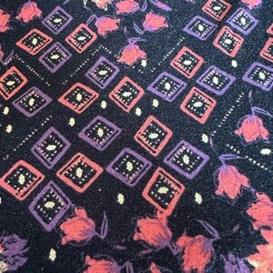 💙💙 3/12 BUNDLE LuLaRoe Purple and Pink Floral Geometric Top